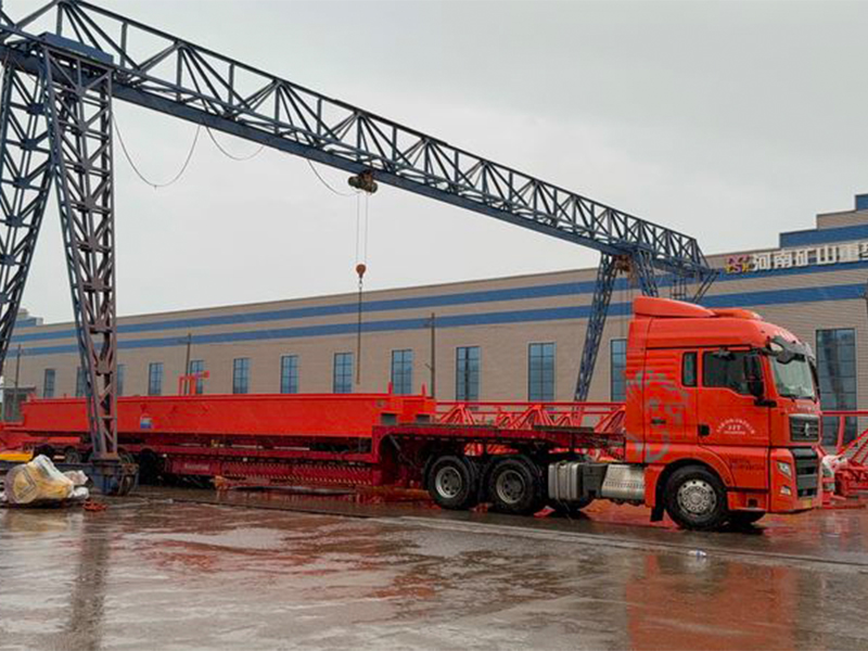 葫蘆雙梁 LH50/10t-14.68m 制作完成 裝車發(fā)出